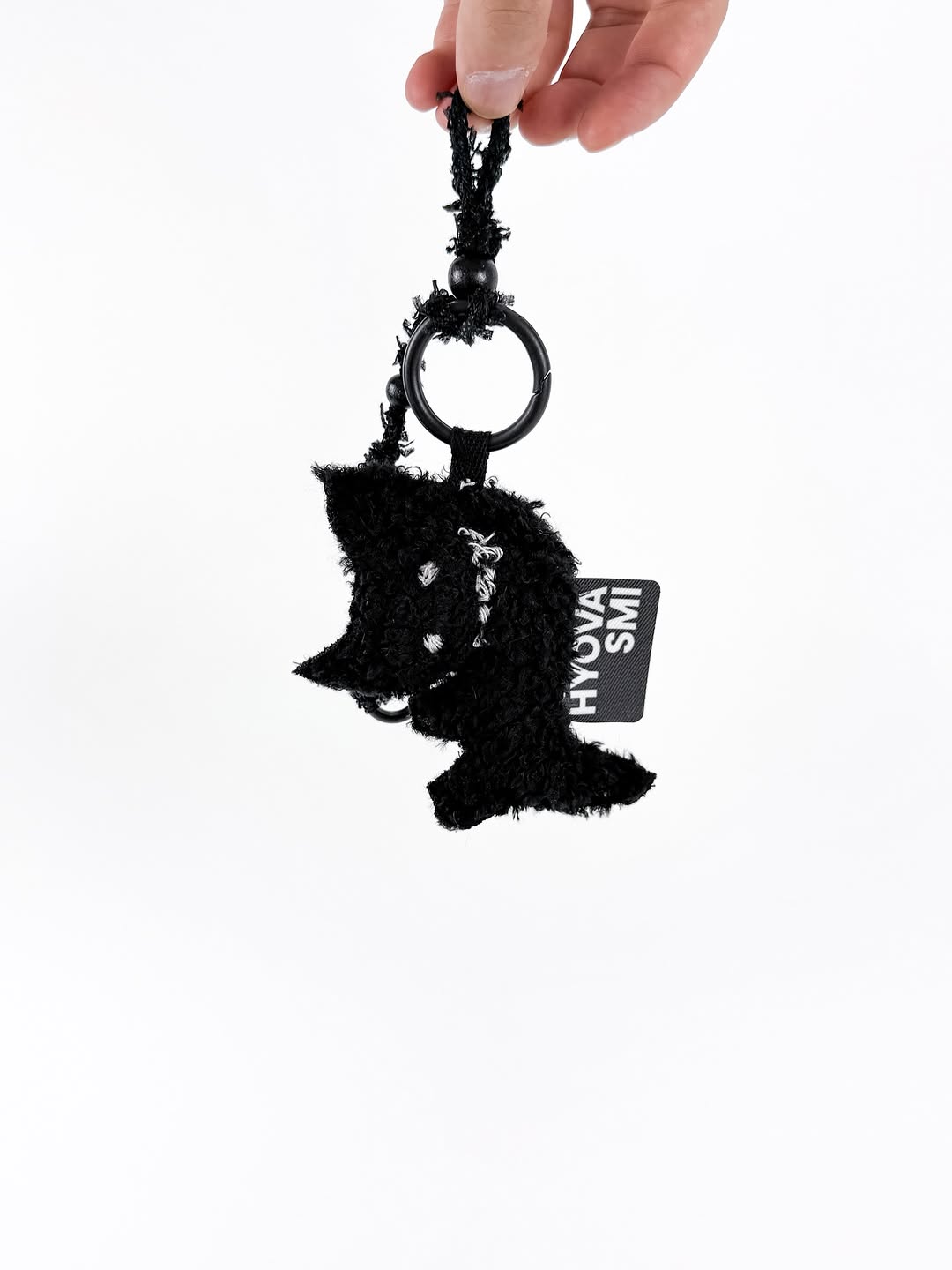 Thumbnail of www-instagram-com-p-dthqfblcwc4 6