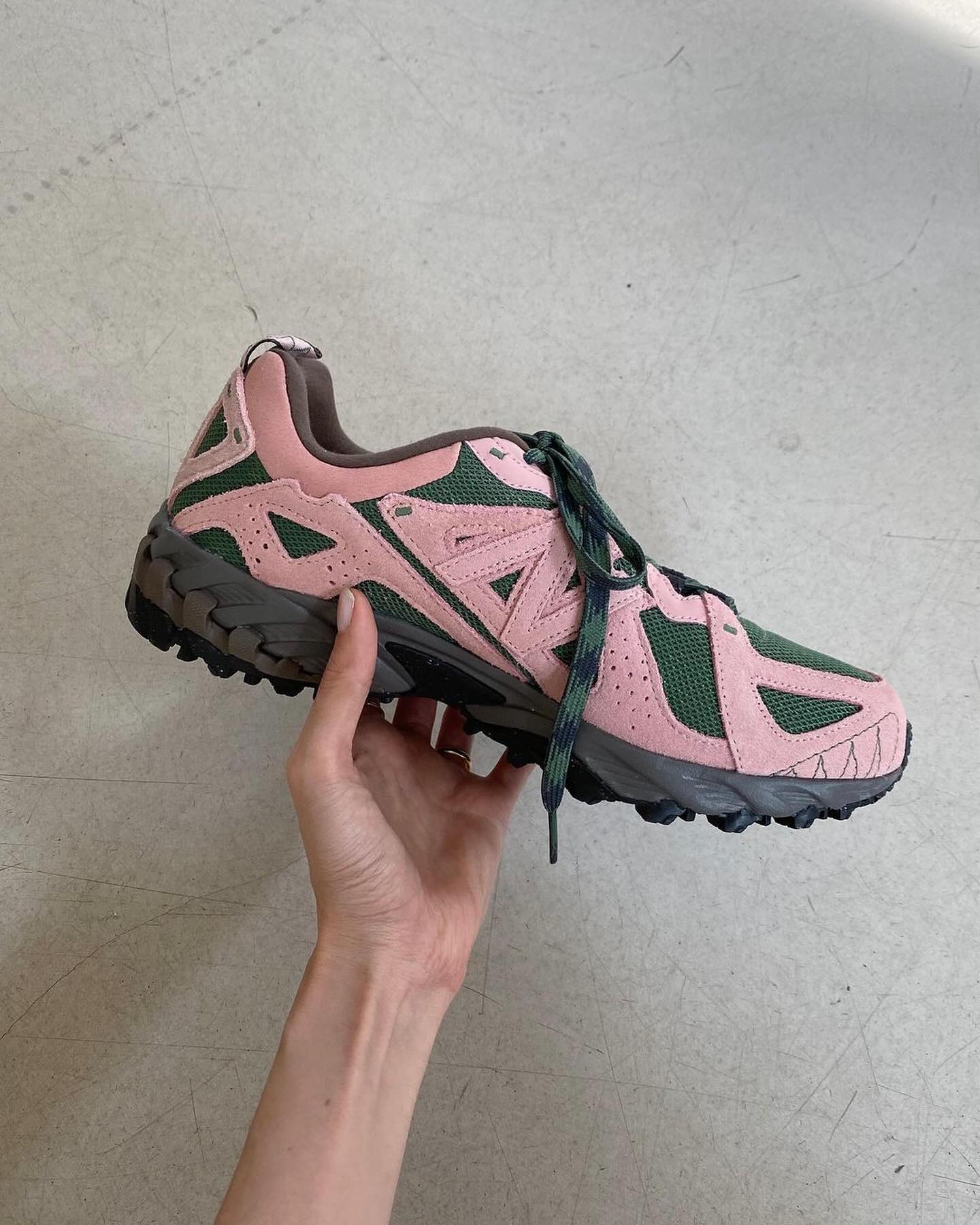 Thumbnail of p-cymkk6lrowg-2683a9d457264241 4