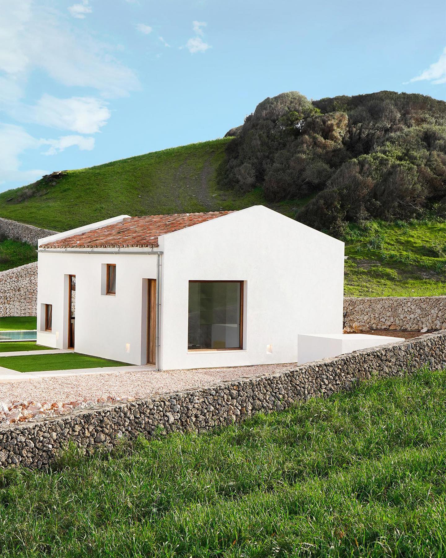 Thumbnail of p-cvqwfe3fzql-28761a83aed94a0f 2