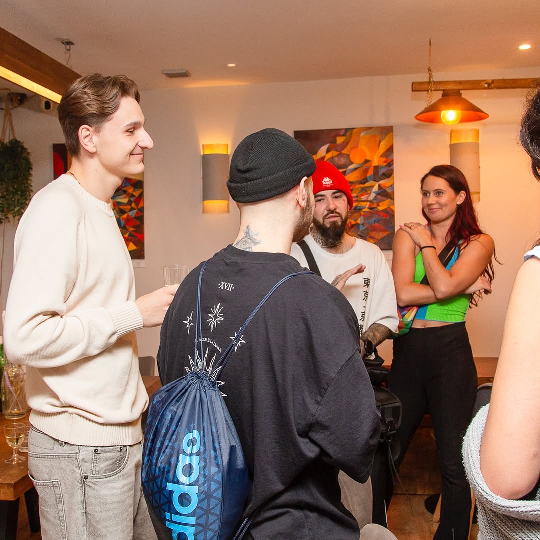 Thumbnail of p-c7o6ve9otxo-6bbbdcba562c42e4 1