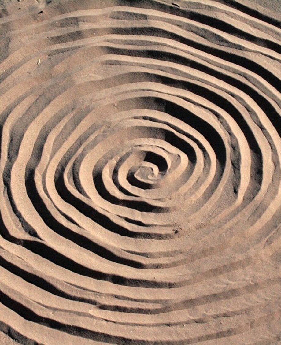 Thumbnail of p-c8yh5n1q8v1-c02076917c9b40d5 4