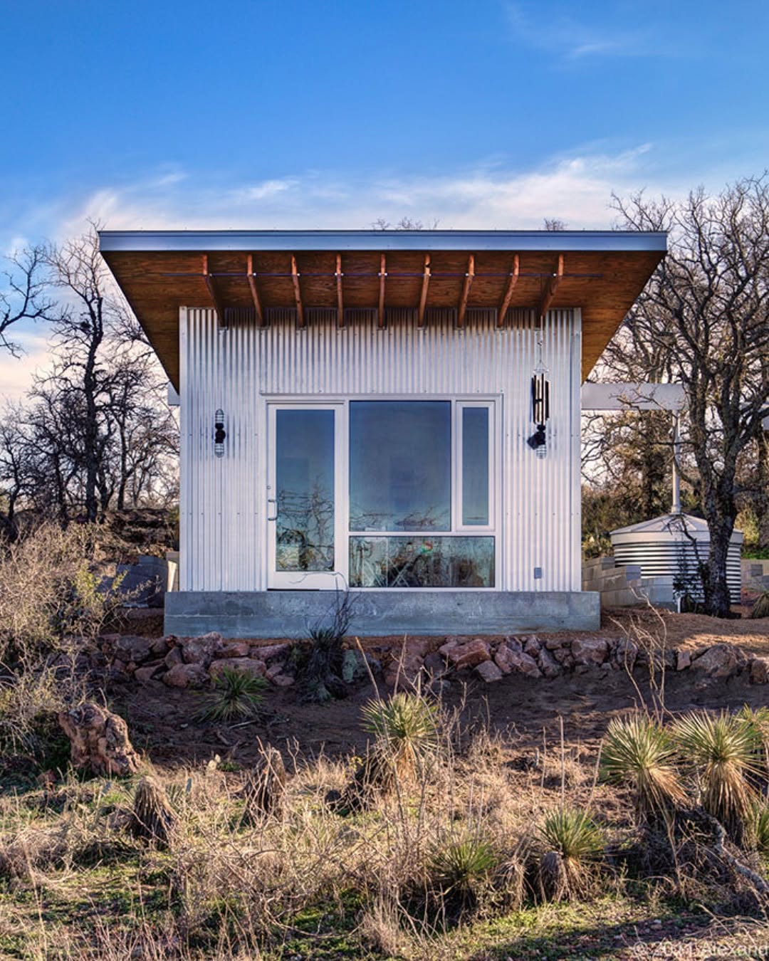 Thumbnail of www-instagram-com-p-dhrmg6zn8h 4