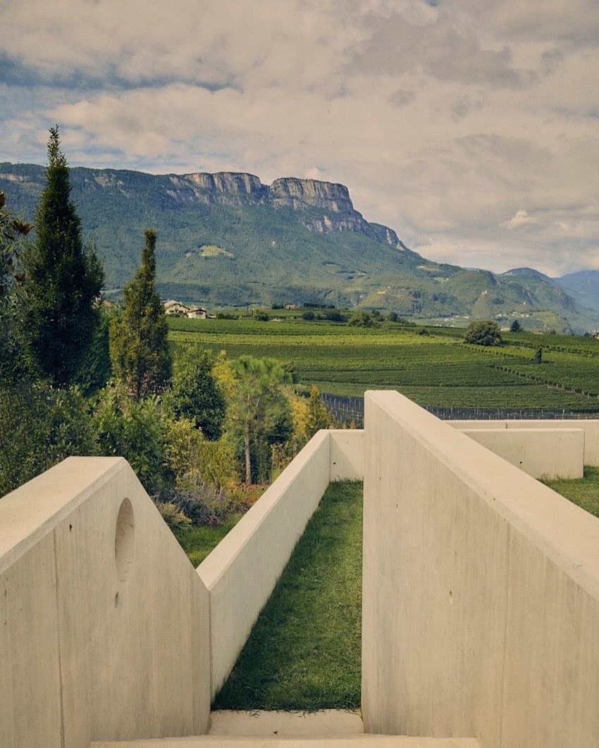 Thumbnail of www-instagram-com-p-dm6rj9jpq87 9