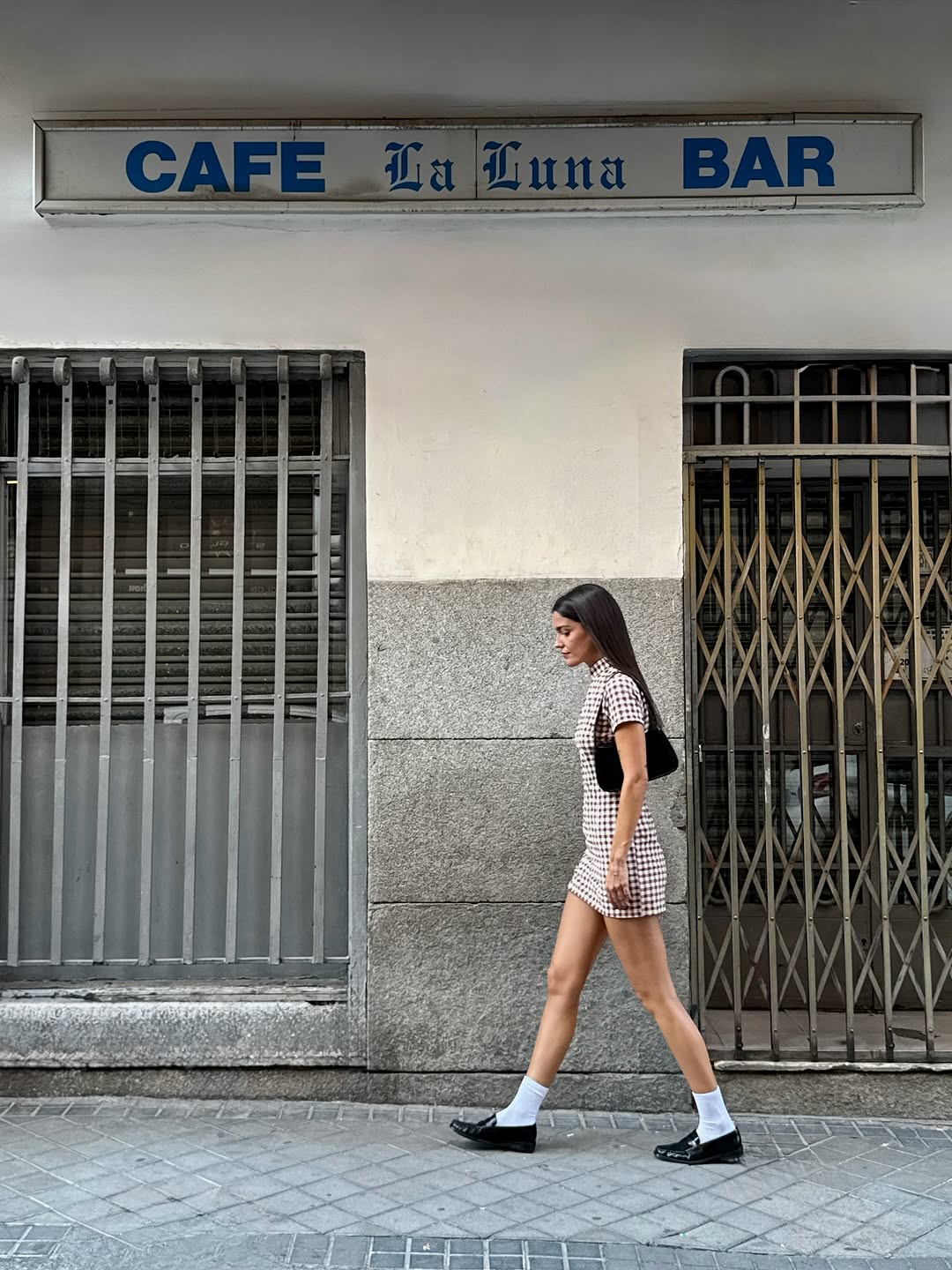 Thumbnail of www-instagram-com-p-dpq0ugzjfqd 4