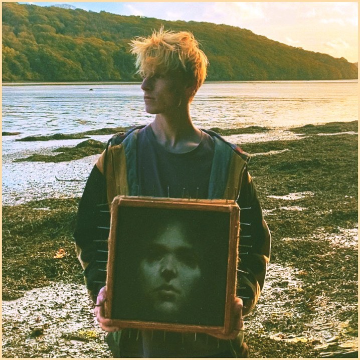 Thumbnail of www-instagram-com-p-czrpsuvmv4y 3