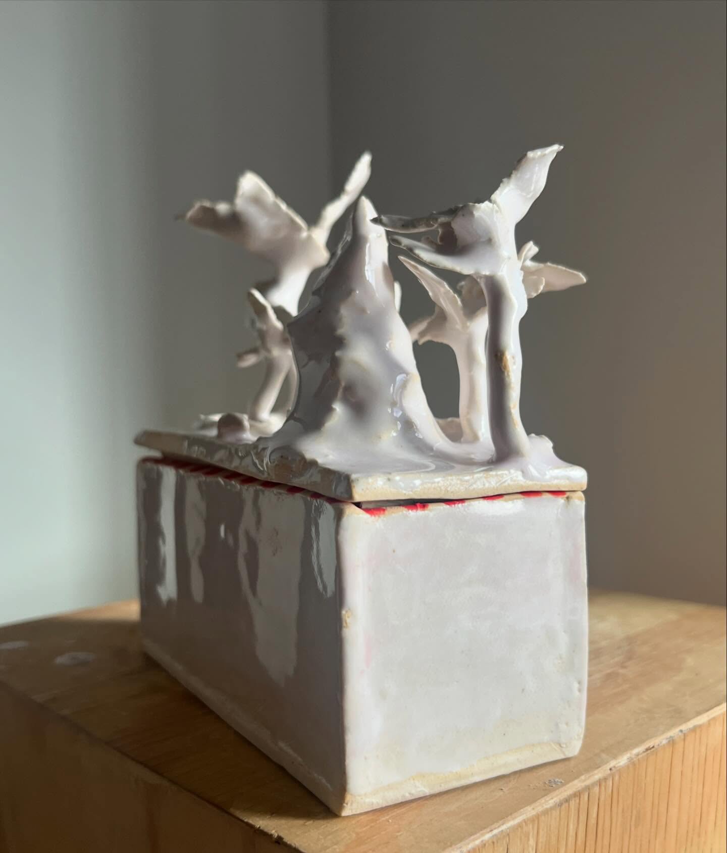 Thumbnail of dfd3z-2zybu-559fb06e5ac84e28 3