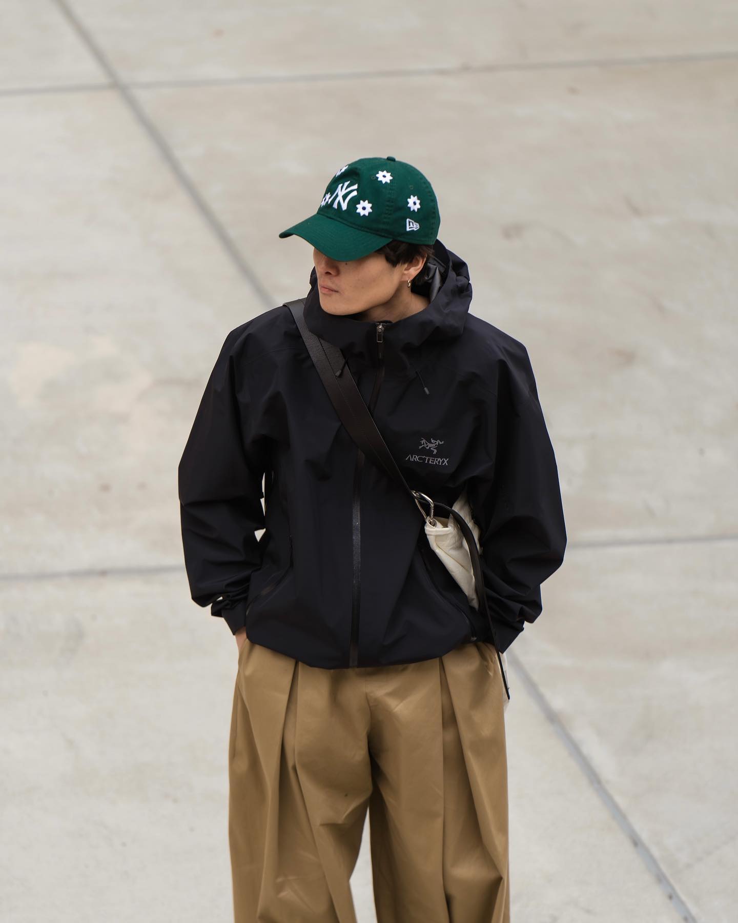 Thumbnail of czomrgqv-f-70468c4d49ef4d1e 5