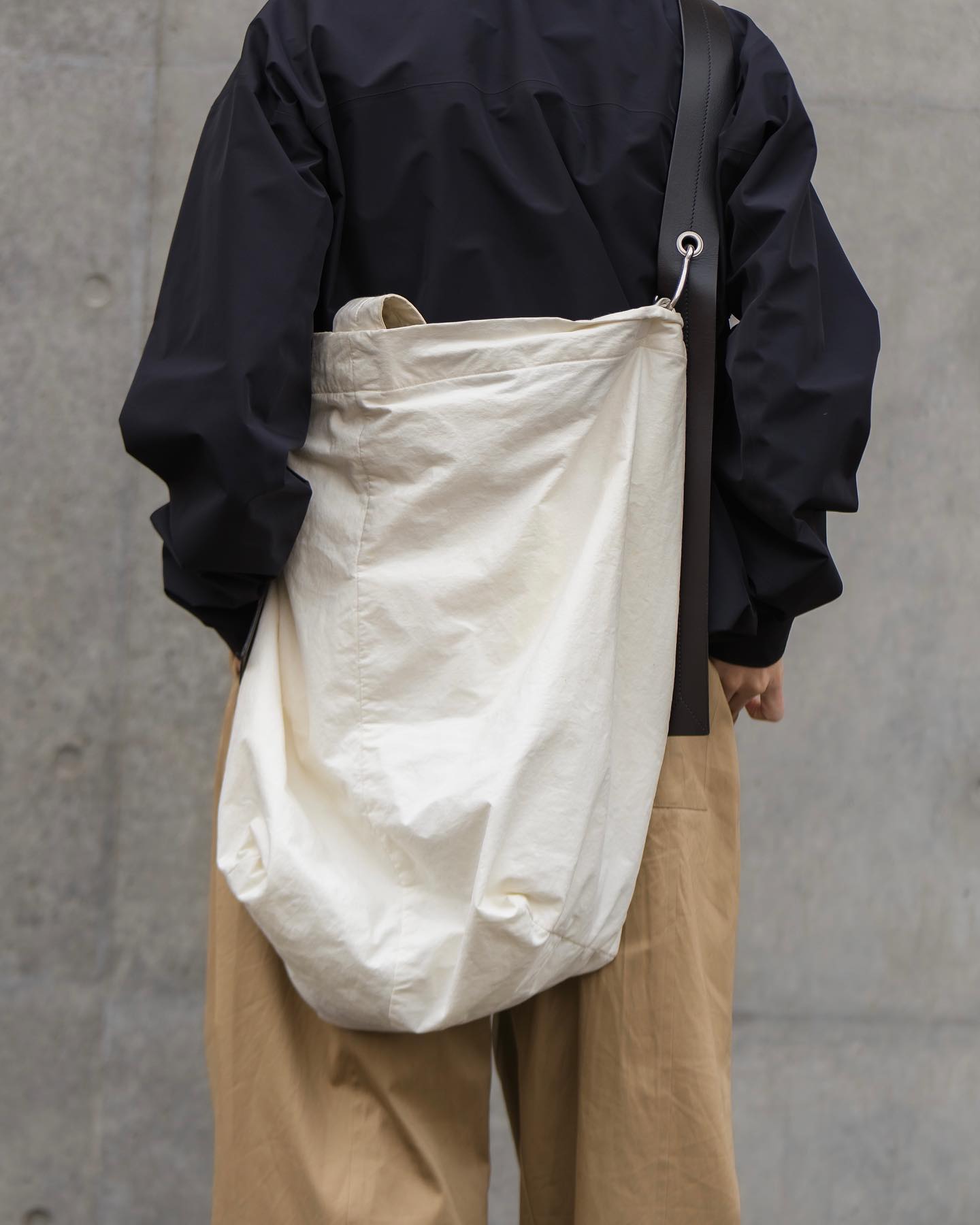 Thumbnail of czomrgqv-f-70468c4d49ef4d1e 7