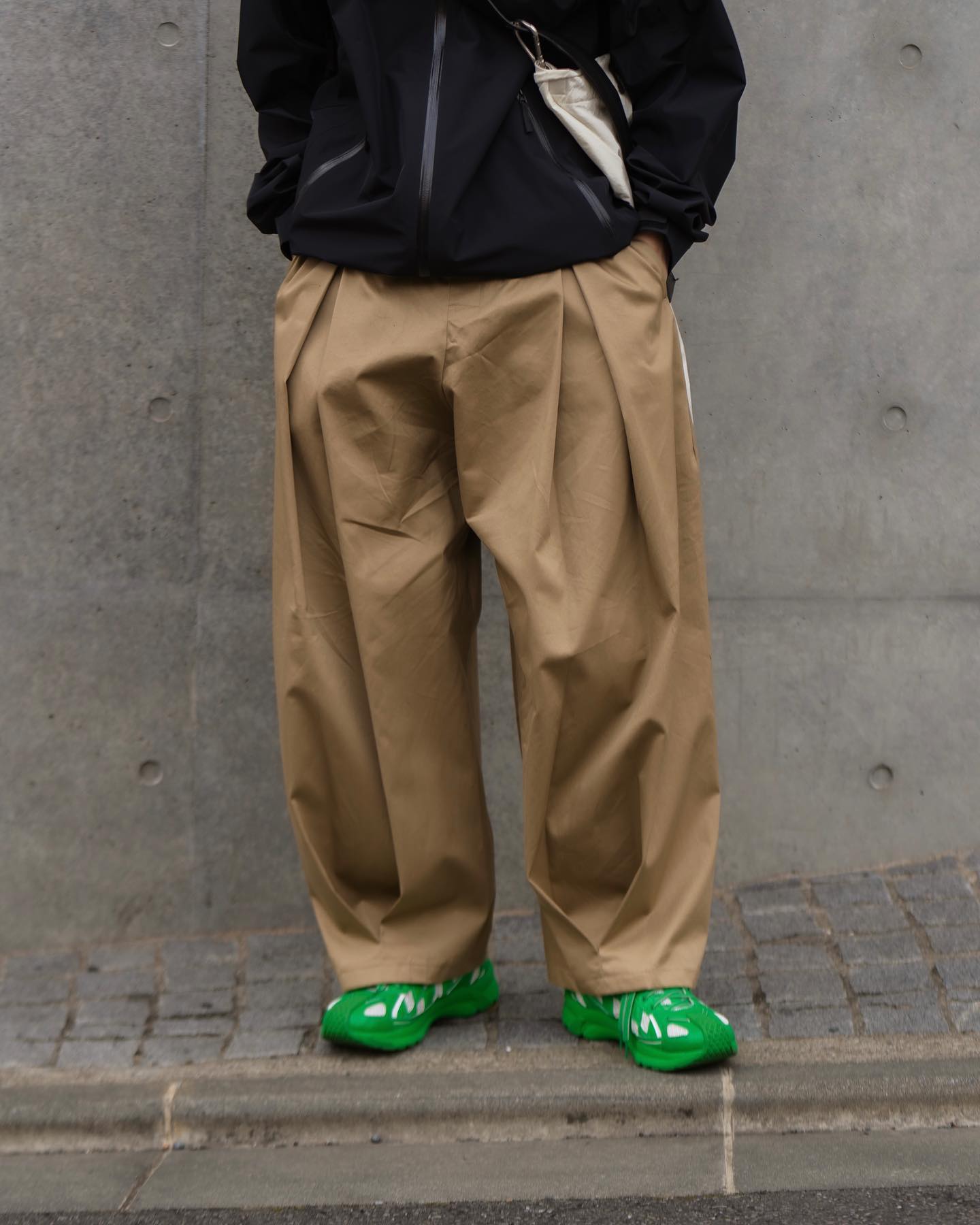 Thumbnail of czomrgqv-f-70468c4d49ef4d1e 8