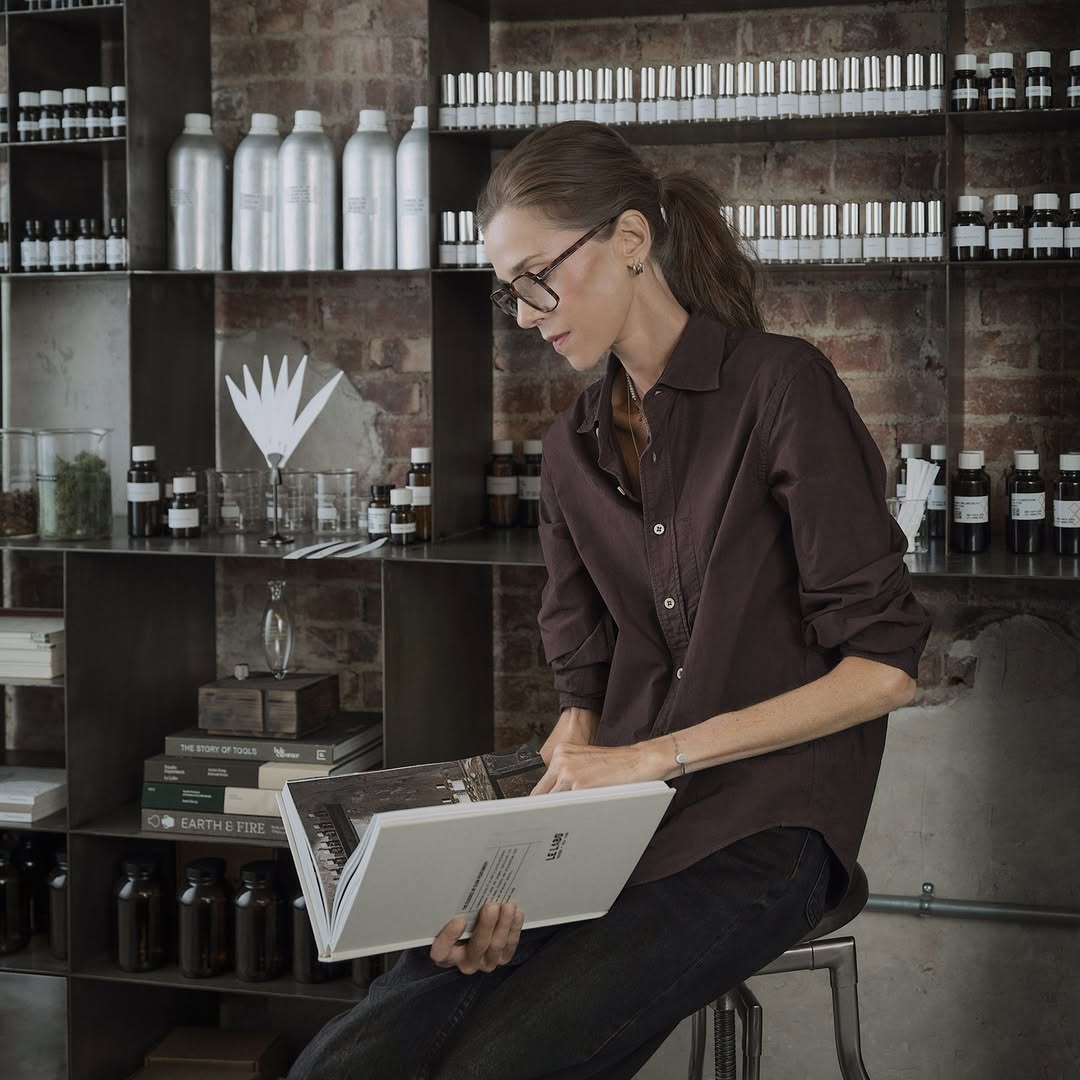 Thumbnail of www-instagram-com-p-dwoatdyjuue-img-index-1 2