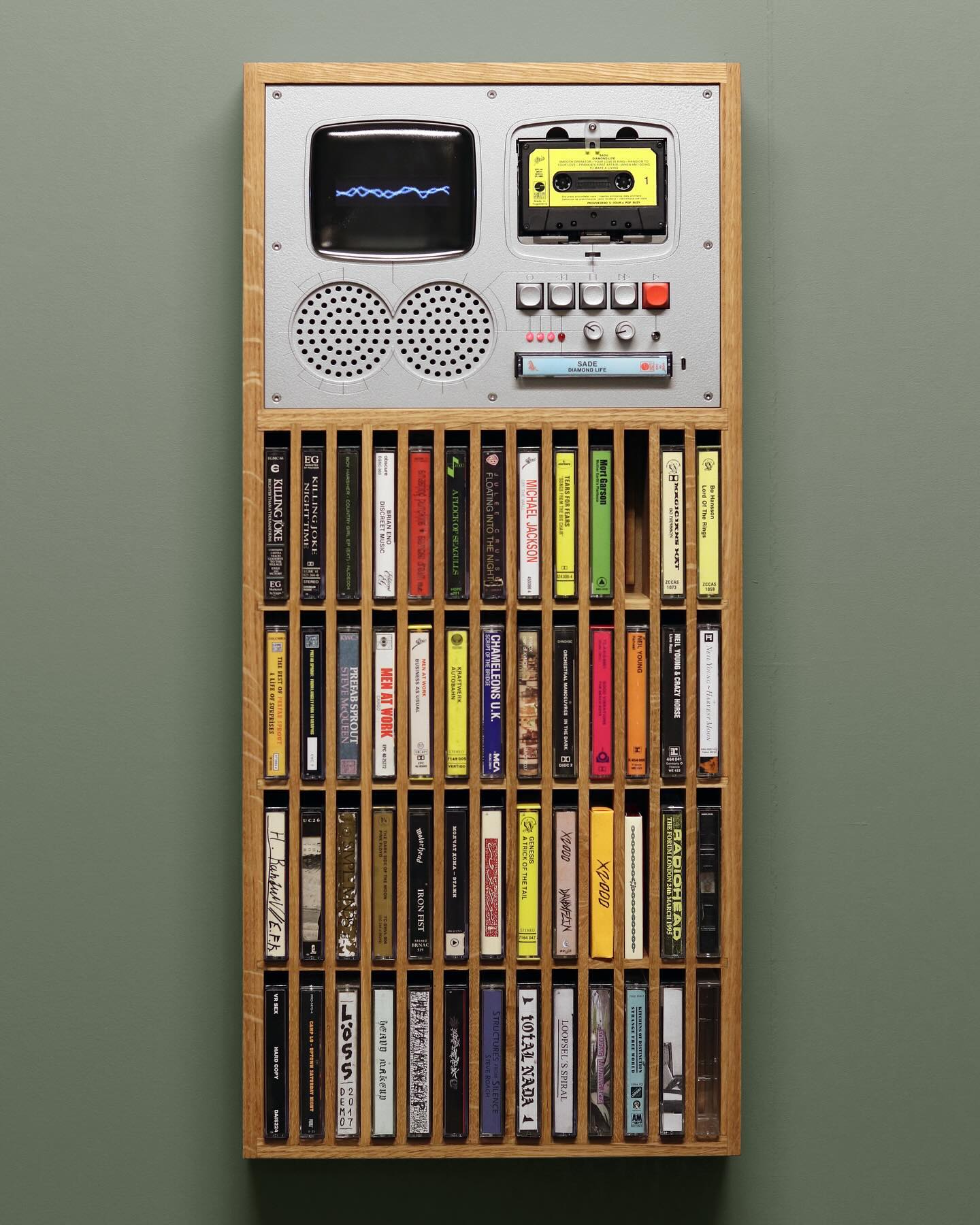 Thumbnail of db6kcx-miw1-753a8b8d68034a4f 0