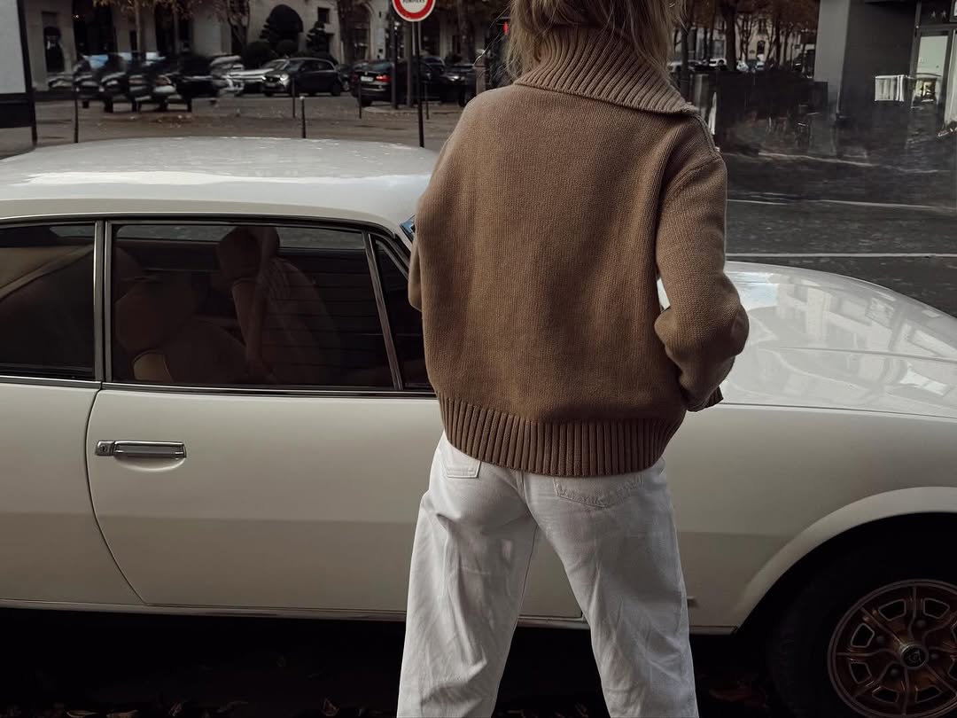 Thumbnail of instagram-8a3d75bb2e4f4620 3