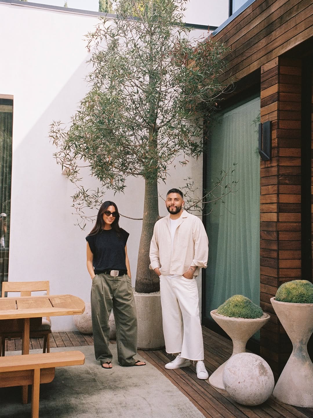 Thumbnail of www-instagram-com-p-dnyynorypcd-img-index-5 10