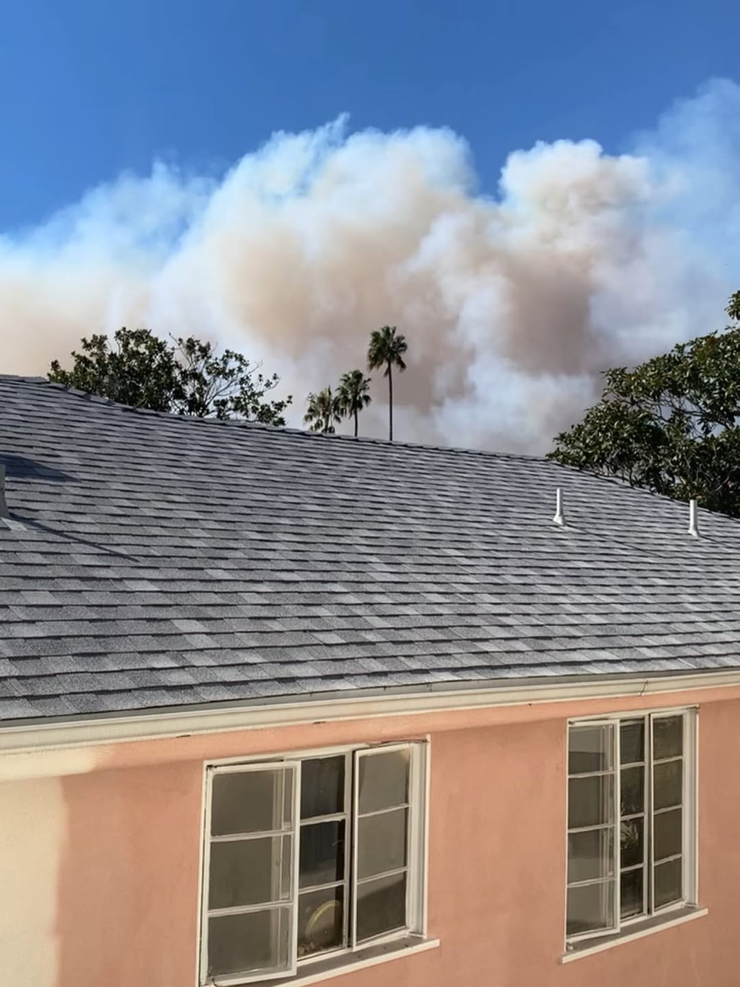 Thumbnail of www-instagram-com-p-ds6hy8xeynl-img-index-4 1