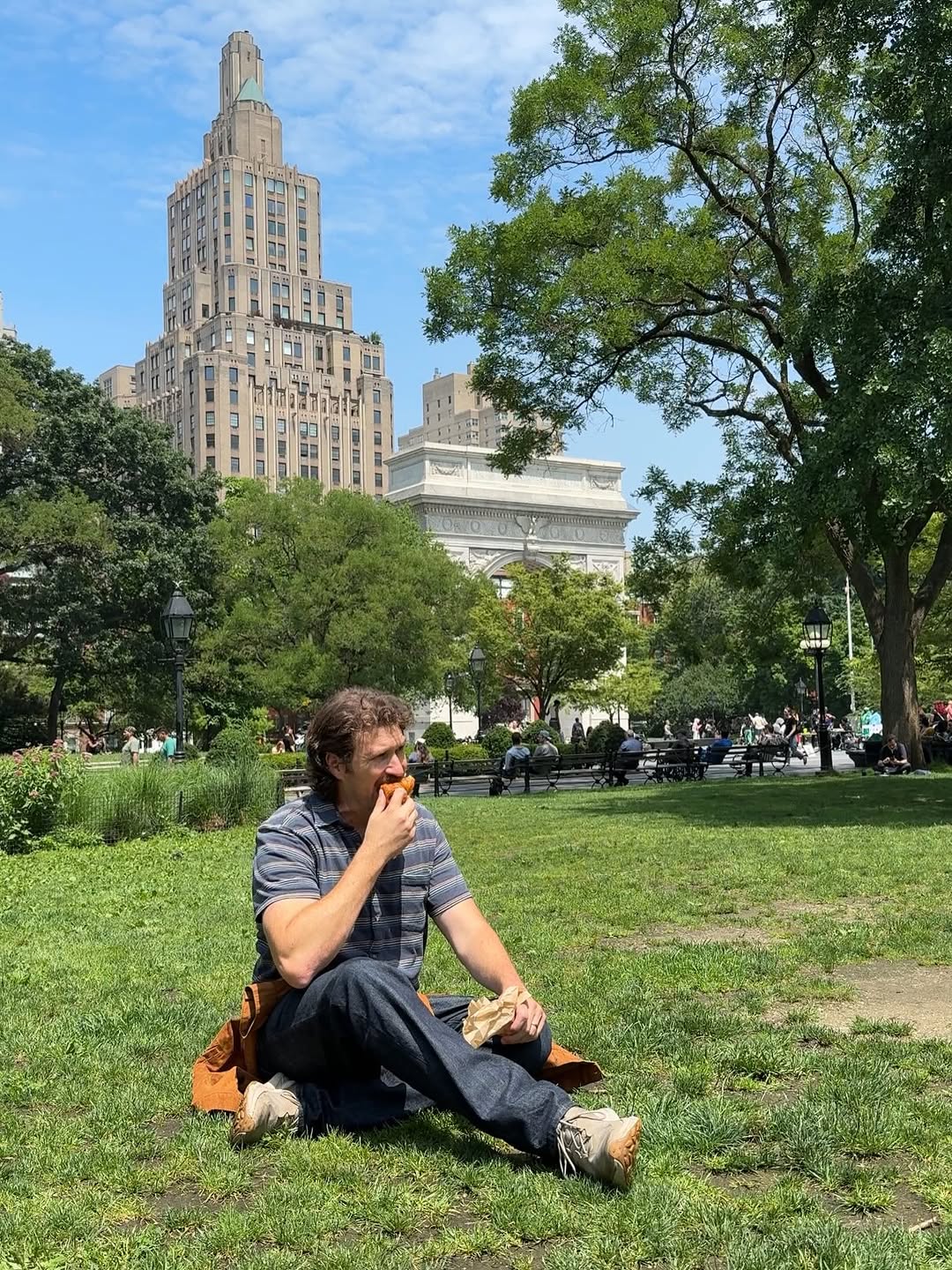 Thumbnail of www-instagram-com-p-ds6hy8xeynl-img-index-4 6