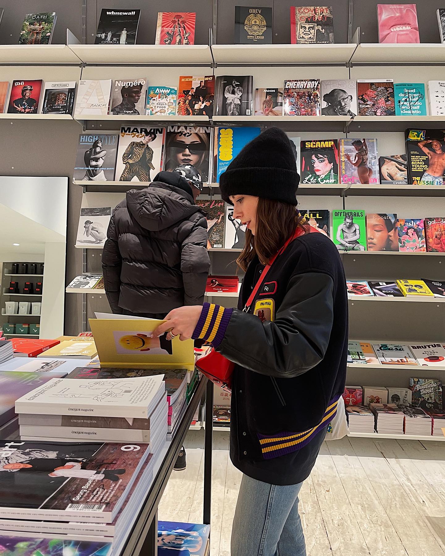 Thumbnail of p-camzltskedr-aca709a2c45b4bfa 3