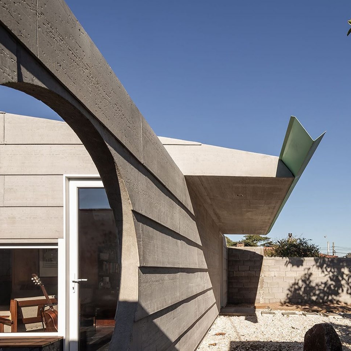 Thumbnail of c8vgc-zurur-af30aeaa20c3492c 6