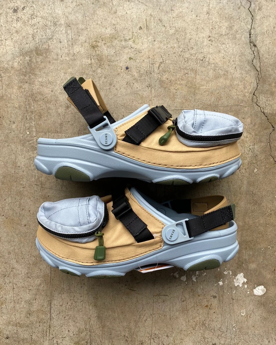 Thumbnail of p-cegyoivmt2c-b512e25a02de45b6 0