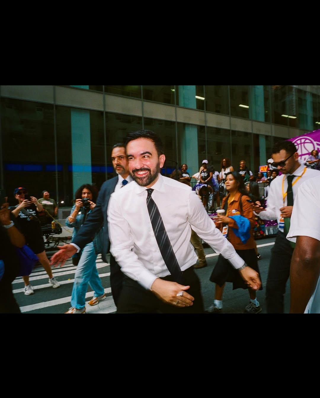 Thumbnail of www-instagram-com-p-dprki5scqg 3