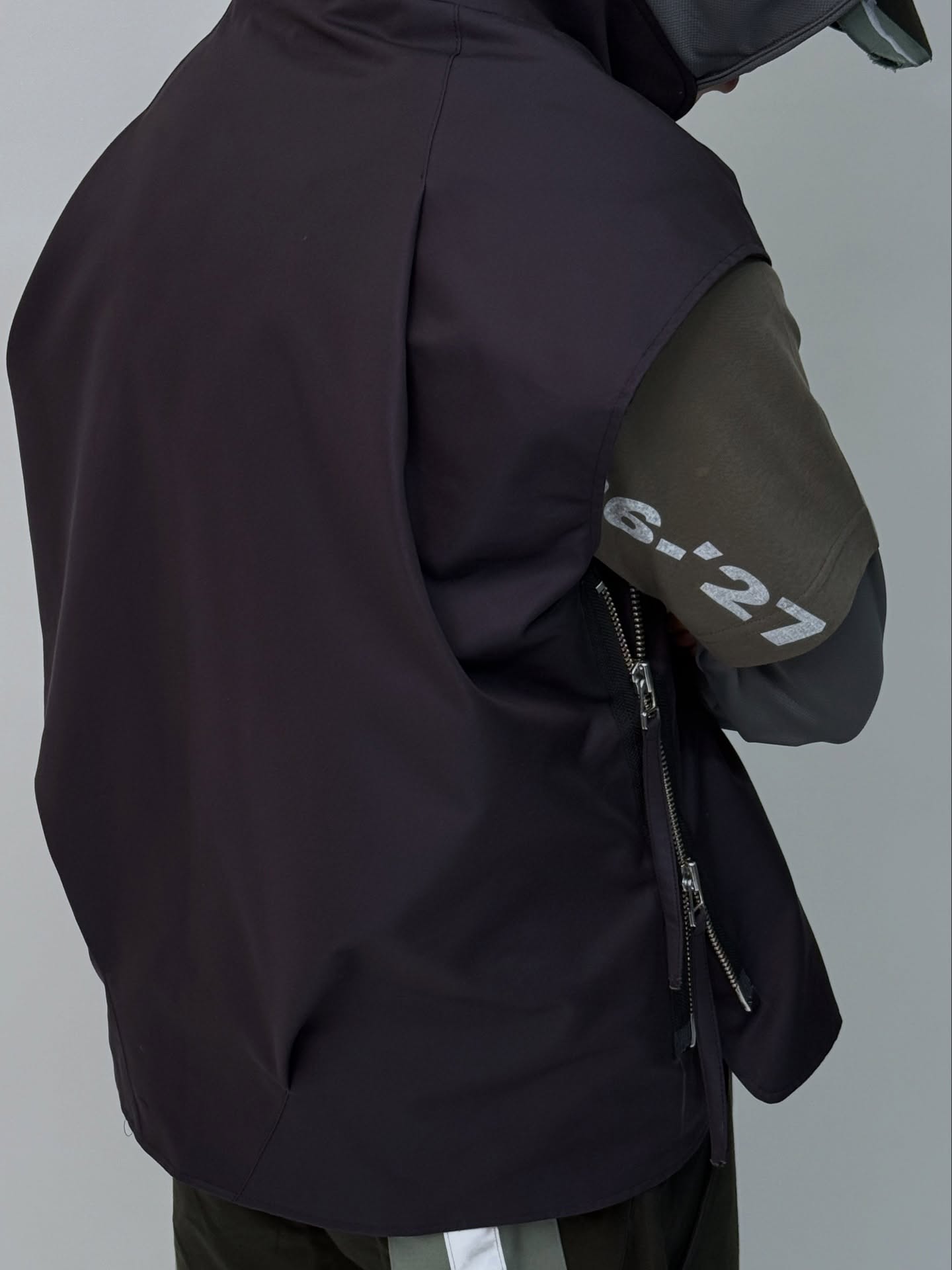 Thumbnail of p-dlsa1kozf1-bdbc766f05a744cb 6