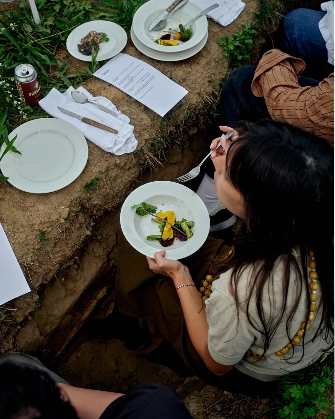 Thumbnail of p-dqw6tqqkno1-c129ba9aa9bb4b2d 2