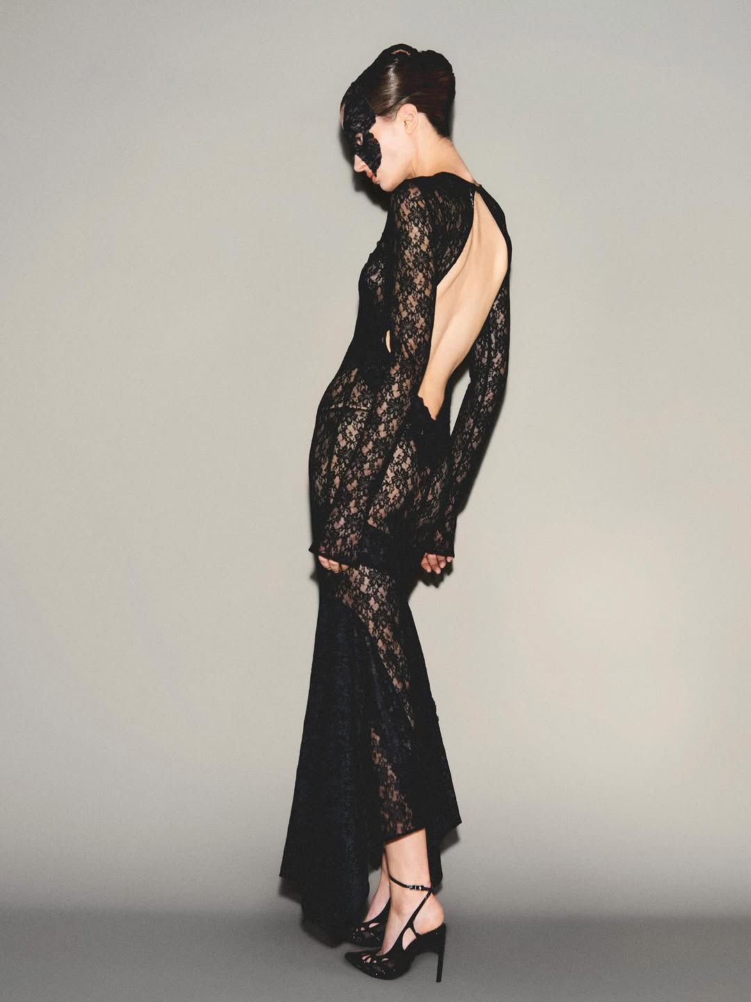 Thumbnail of instagram-ca90497932de4f0d 1