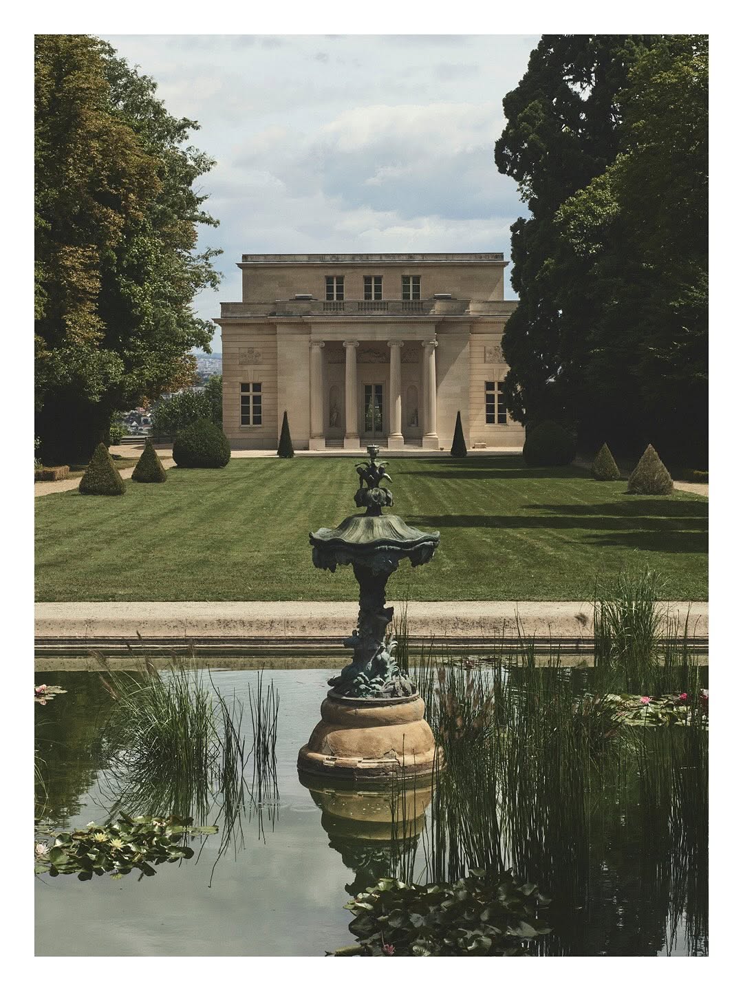 Thumbnail of www-instagram-com-p-do51t-ndn7m-img-index-1 4