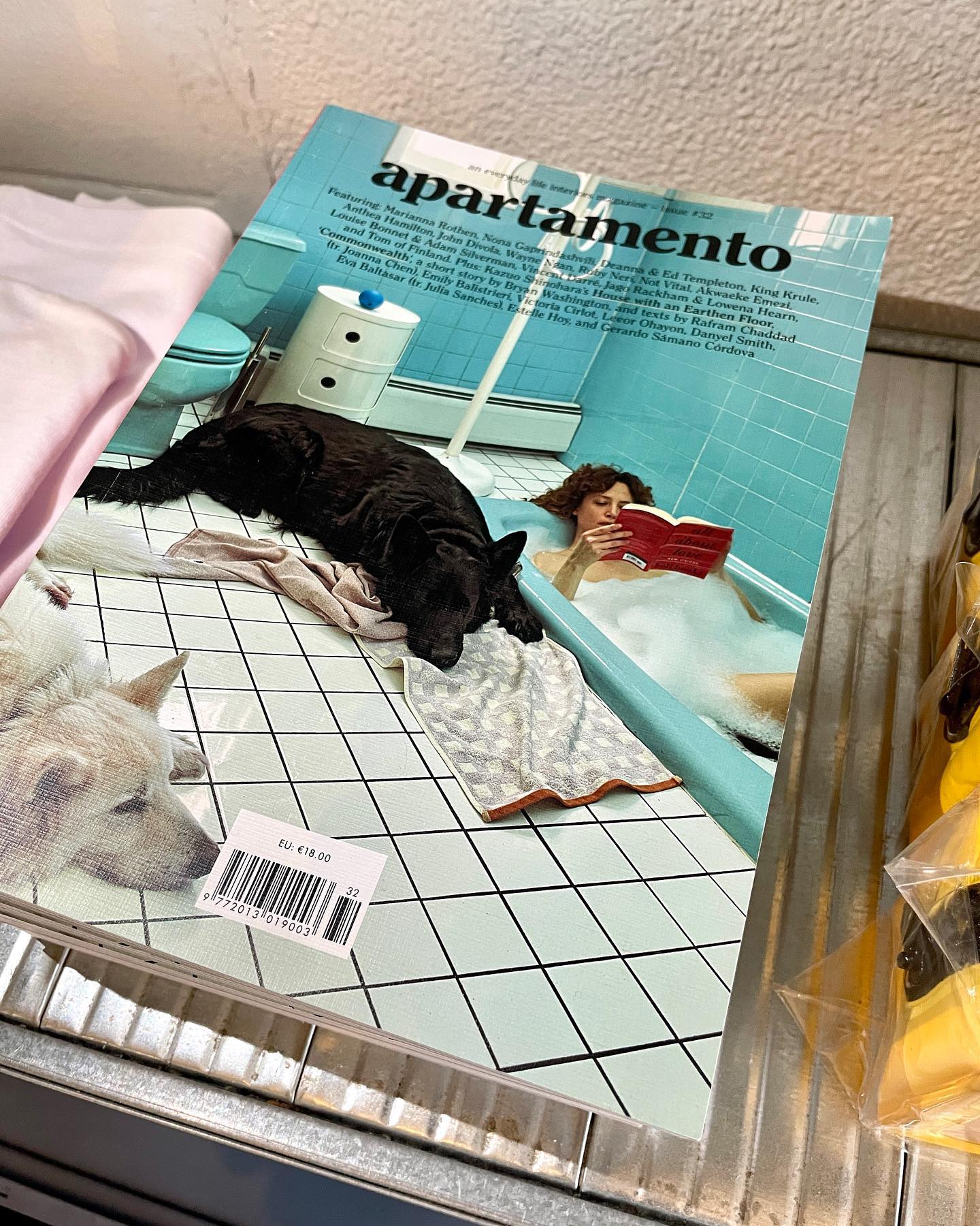 Thumbnail of c0byywss-f-ed98c049c1cc4fc7 2