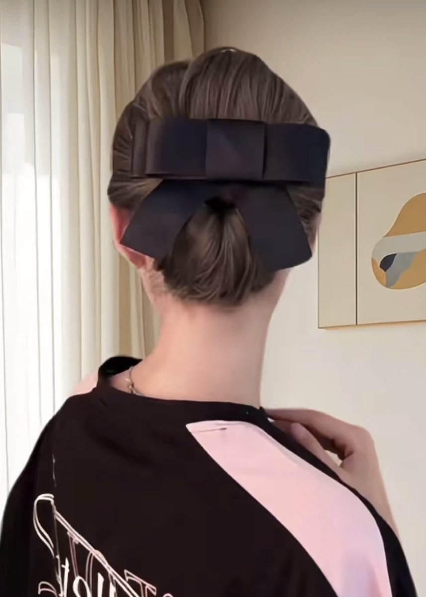 Thumbnail of www-x-com-nulpuleunsonamu-status-1852987309635105224-f125a0dee6504379