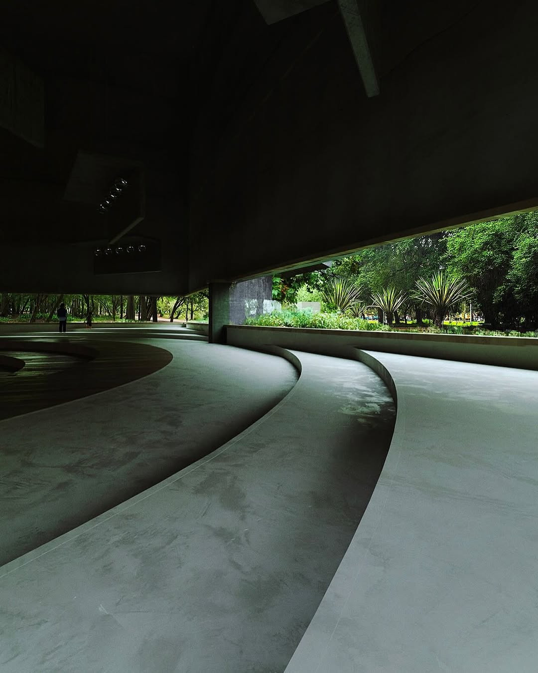 Thumbnail of p-dir2gfbpjxj-f36f9afa6ea846e5 4