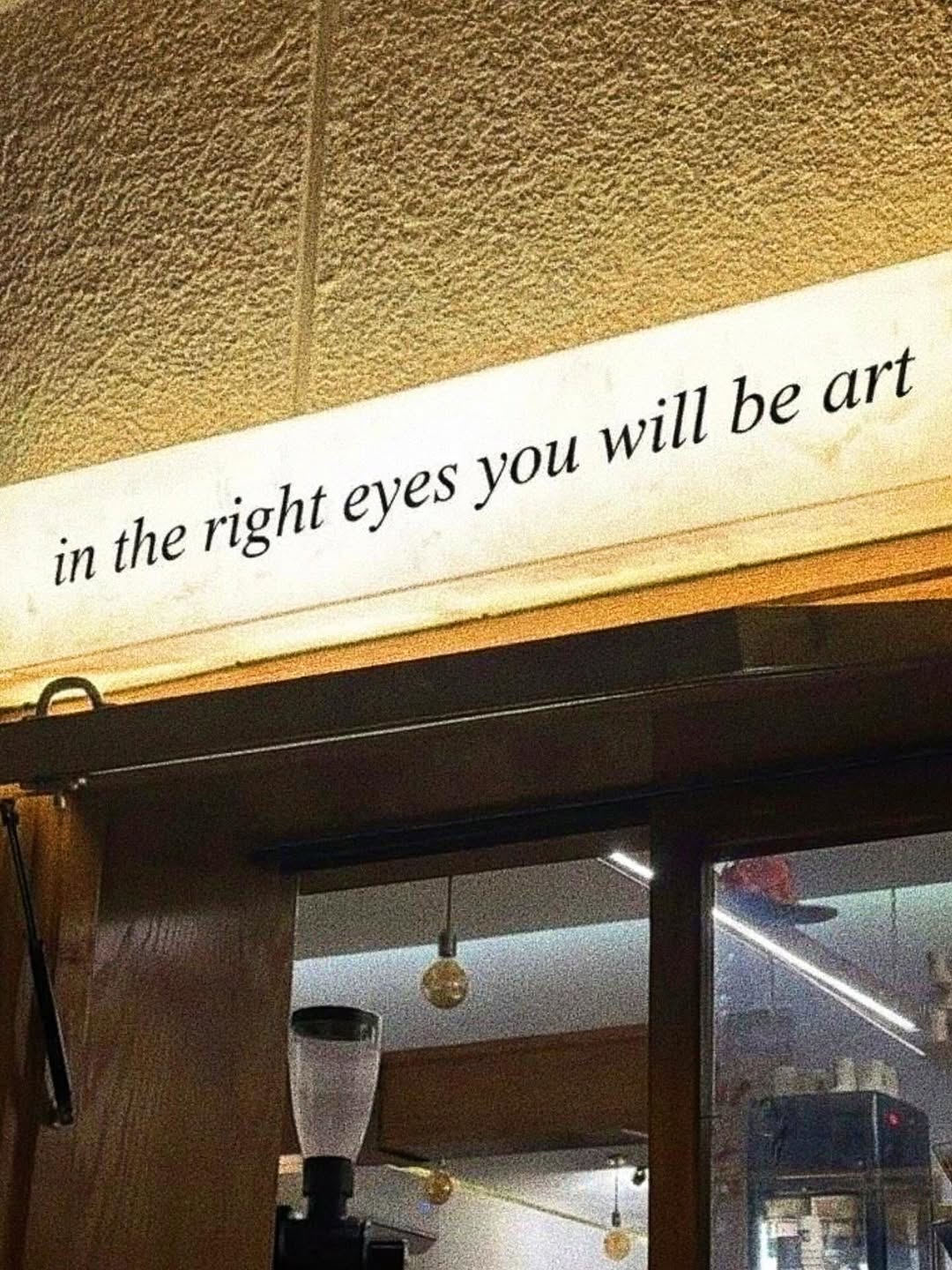 Thumbnail of instagram-ff8f90ac32b34a1e 3