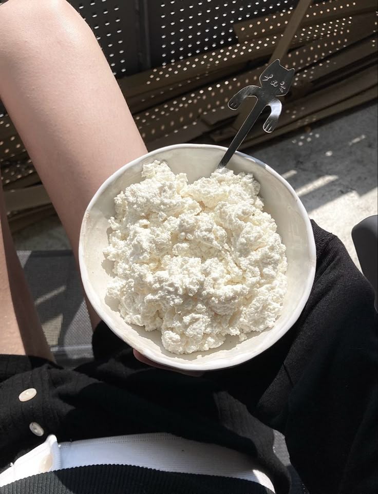 Thumbnail of www-x-com-kittypromia-status-1901315233374683145-001991cae72c49d0