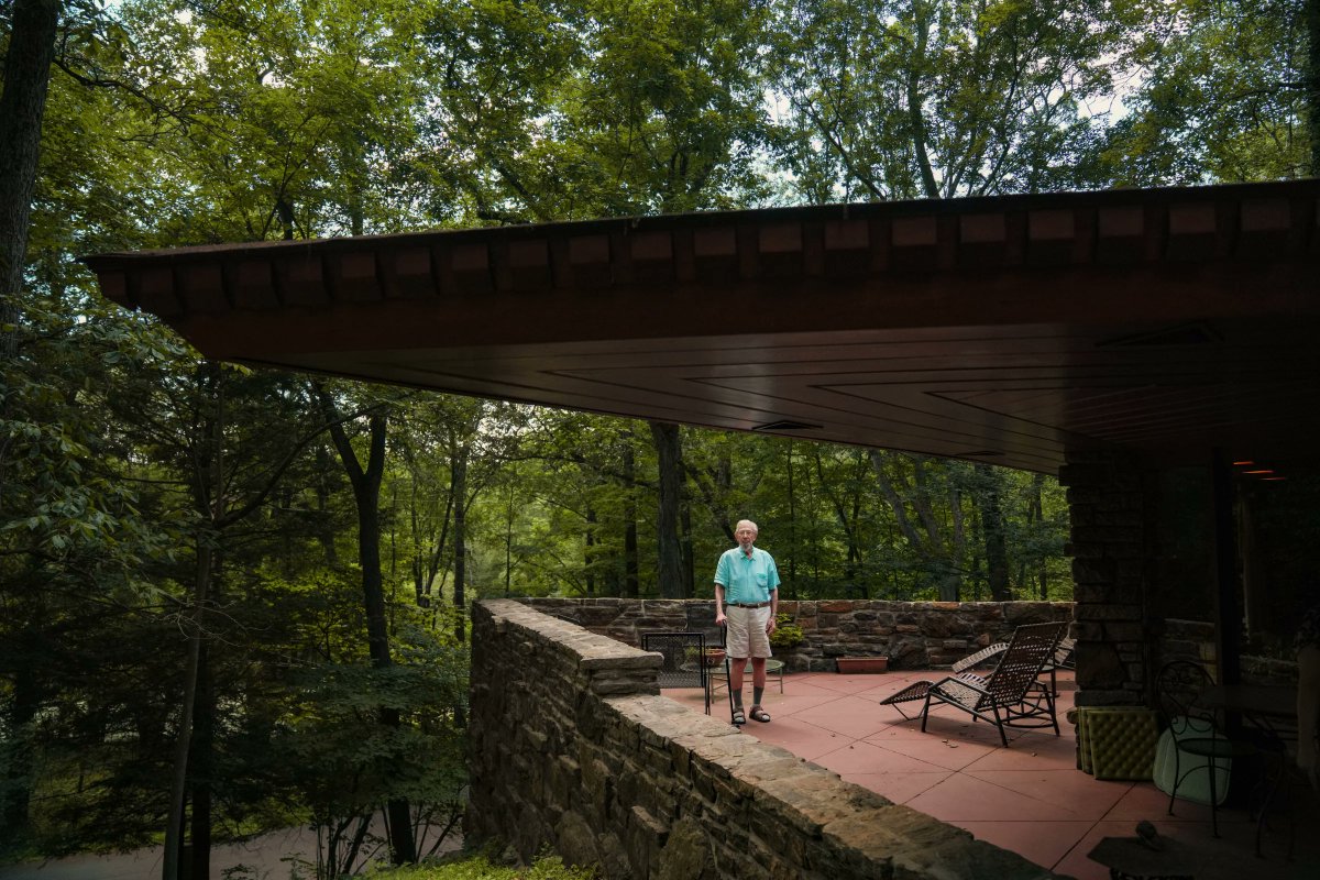 Thumbnail of www-x-com-zoeloveshouses-status-1952845061454217490