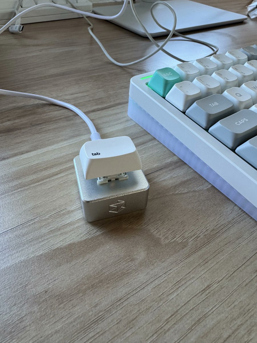 Thumbnail of www-x-com-ericzakariasson-status-1956070581696389568