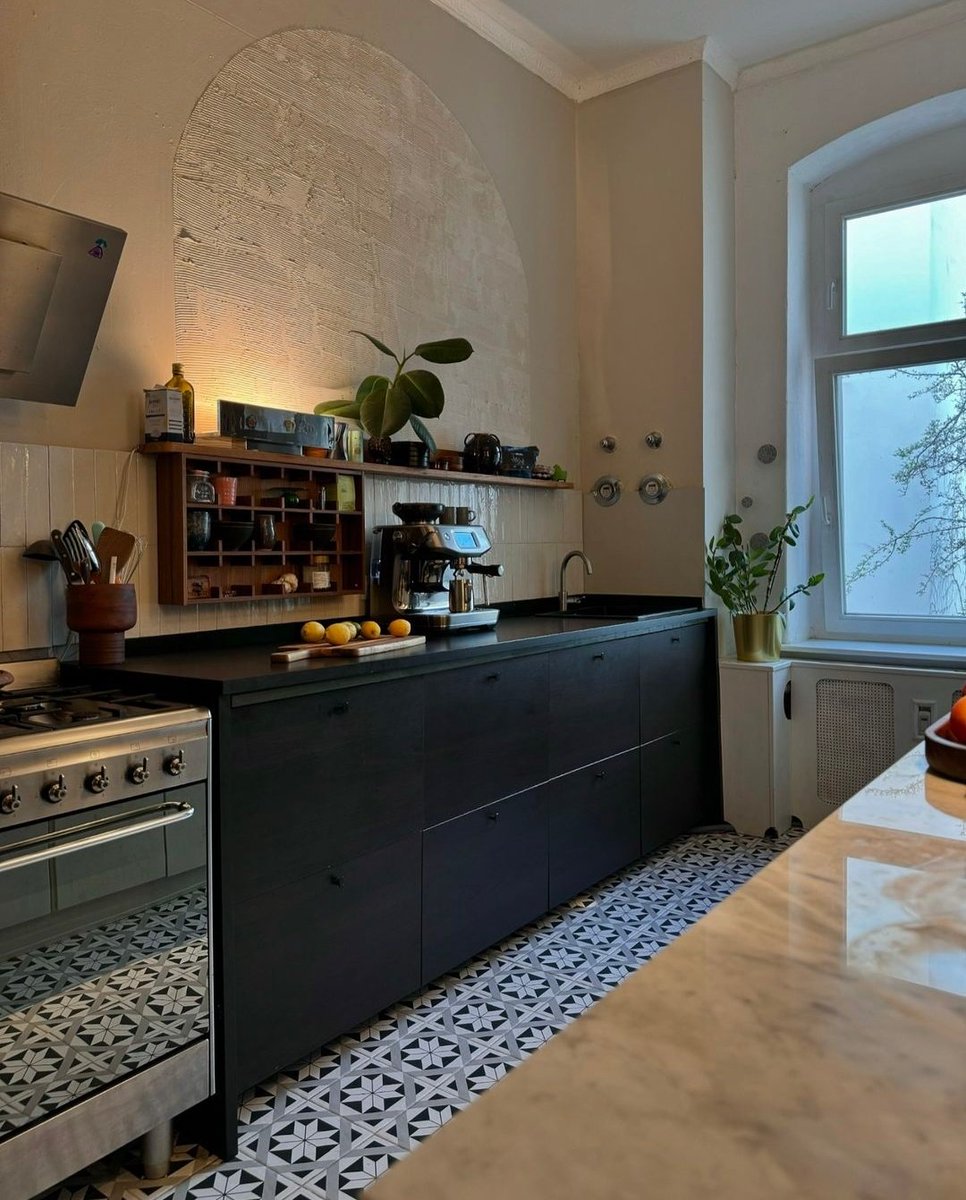 Thumbnail of www-x-com-interiorsuckerr-status-1870629828510322815-80497e335b2d43e5