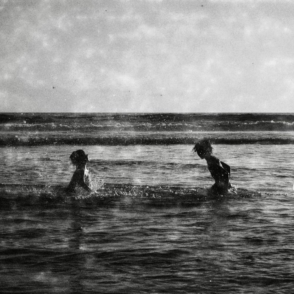 Thumbnail of www-x-com-future-remember-status-1804210813684846653