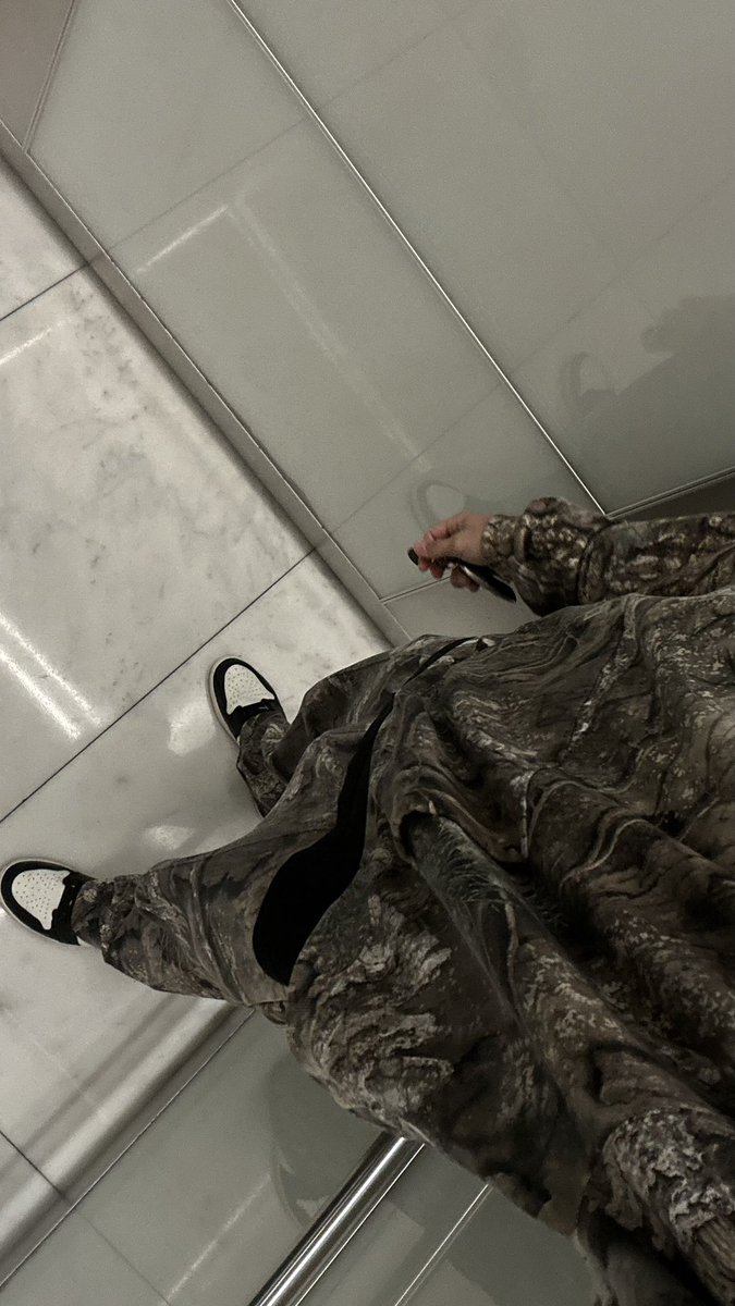 Thumbnail of www-x-com-lukealexxander-status-1875595565419168213