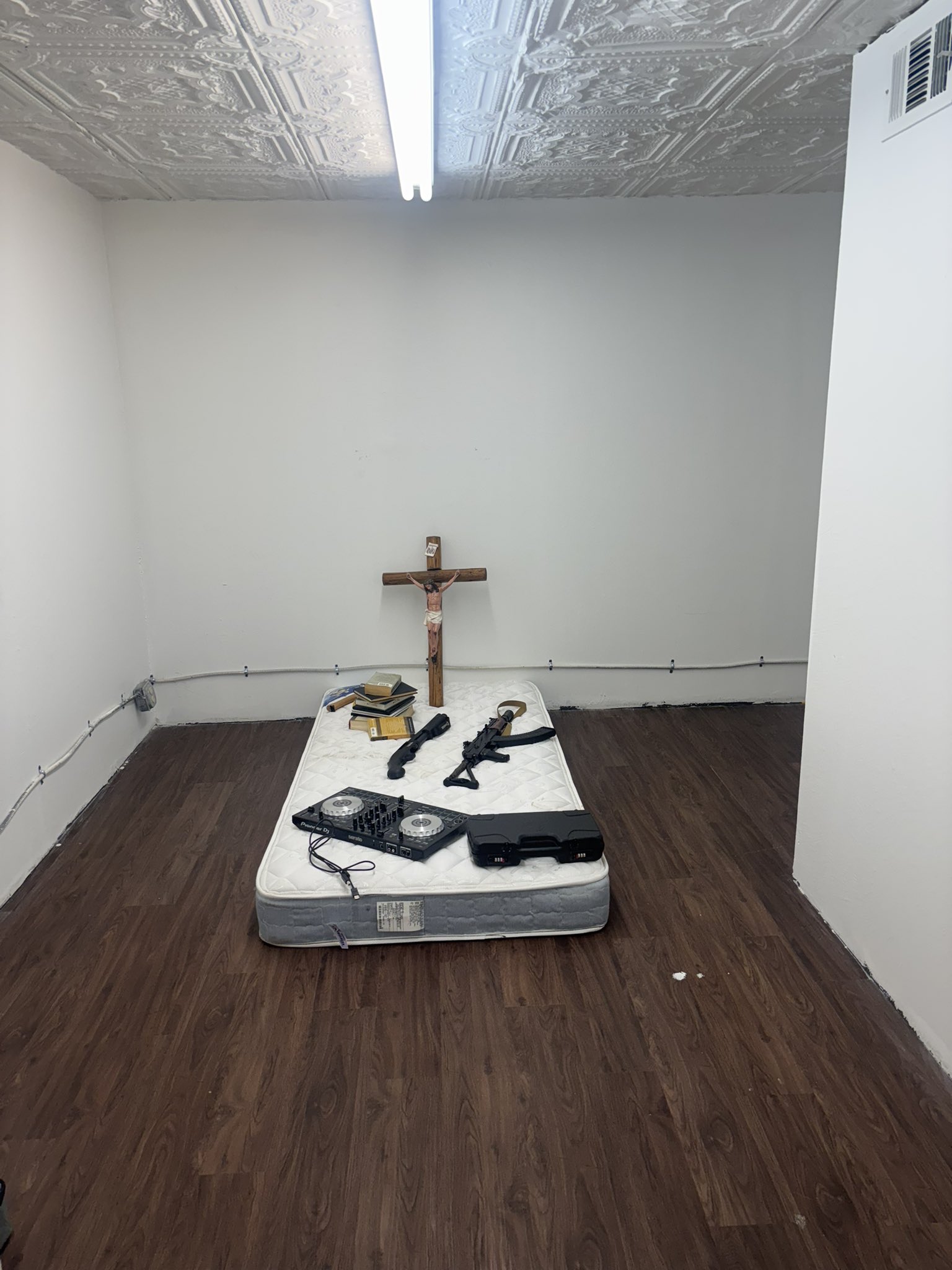 Preview of ac75a5c102de-jpg