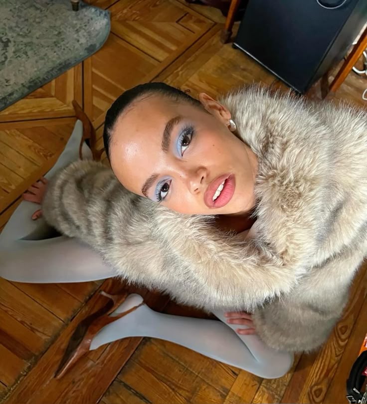 Thumbnail of @cristinachenii on ig | Fashion sketches, Style, Photoshoot themes