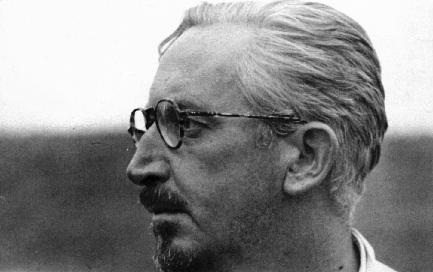 Thumbnail of Mac the Knife: On Dwight Macdonald