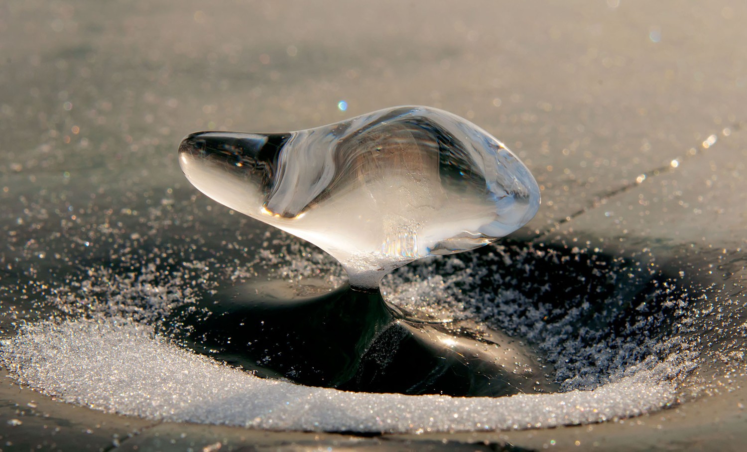 Thumbnail of Photos: The Incredible Ice Formations of Lake Baikal