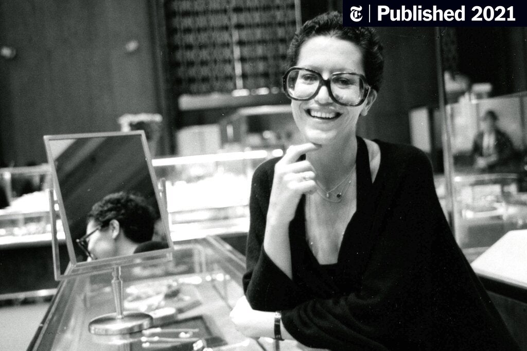 Thumbnail of Elsa Peretti, Star Designer of Elegant Jewelry, Dies at 80 (Published 2021)