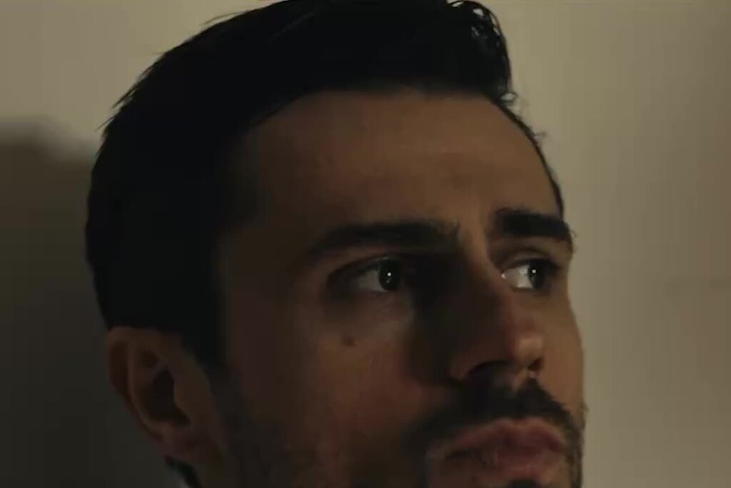 Thumbnail of Is This Artist the Joe Rogan of the Art World?