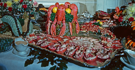 Thumbnail of Forget Dinner Parties. Say Adieu to Cocktail Parties. Dînatoire Parties Are All the Rage.