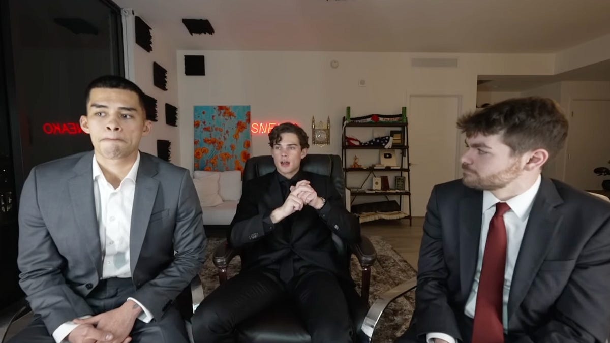 Thumbnail of Clavicular and Fuentes