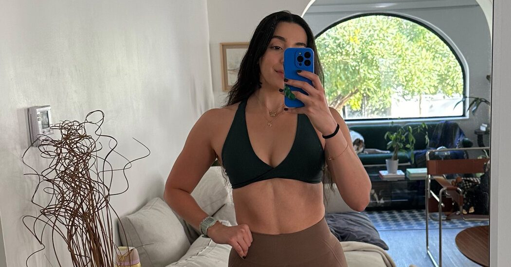 Thumbnail of Millennials and Gen Z Are Fighting Again. This Time About Gym Clothes. - The New York Times