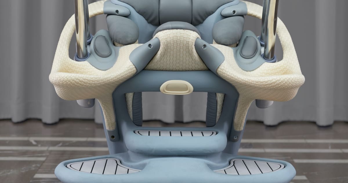 Thumbnail of Anna Uddenberg