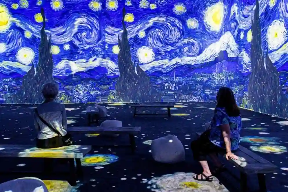 Thumbnail of Immersive Design: Transforming Visual Communication in 2024