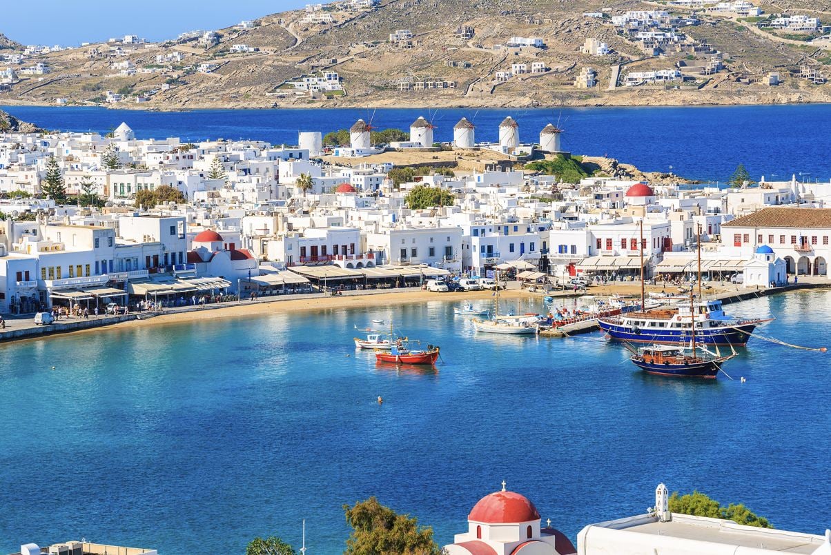 Thumbnail of 7 Destinations You Should Not Visit This Winter According To Travel Experts