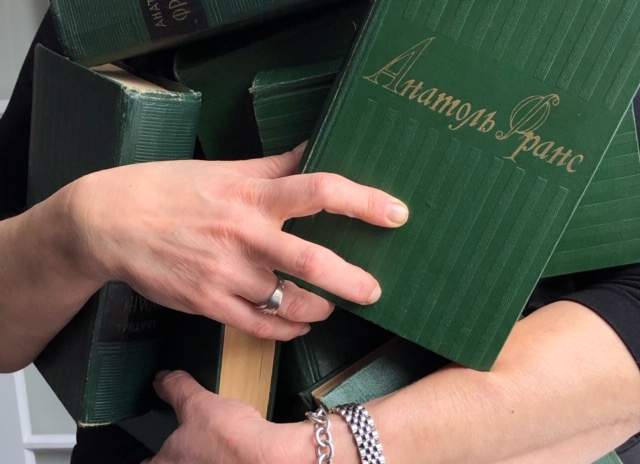 Thumbnail of A Motherland of Books: An Essay by Maria Bloshteyn